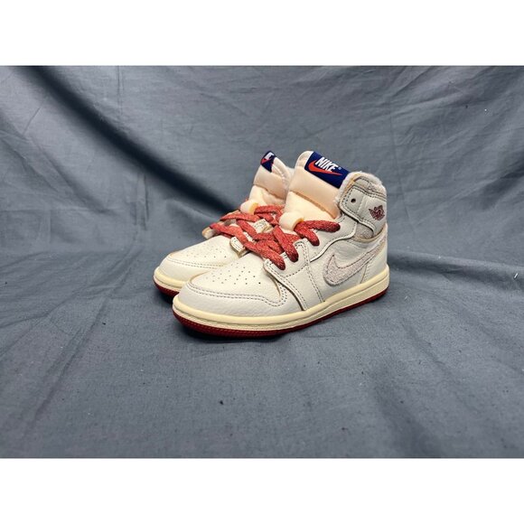 Nike Jordan 1 Retro High OG (TD) Sneakers Toddlers Size 9 NEW IN BOX - Picture 4 of 10
